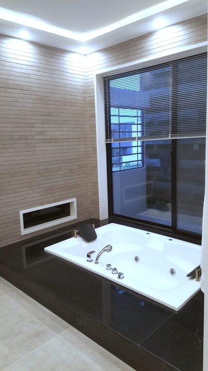 Spa Bath